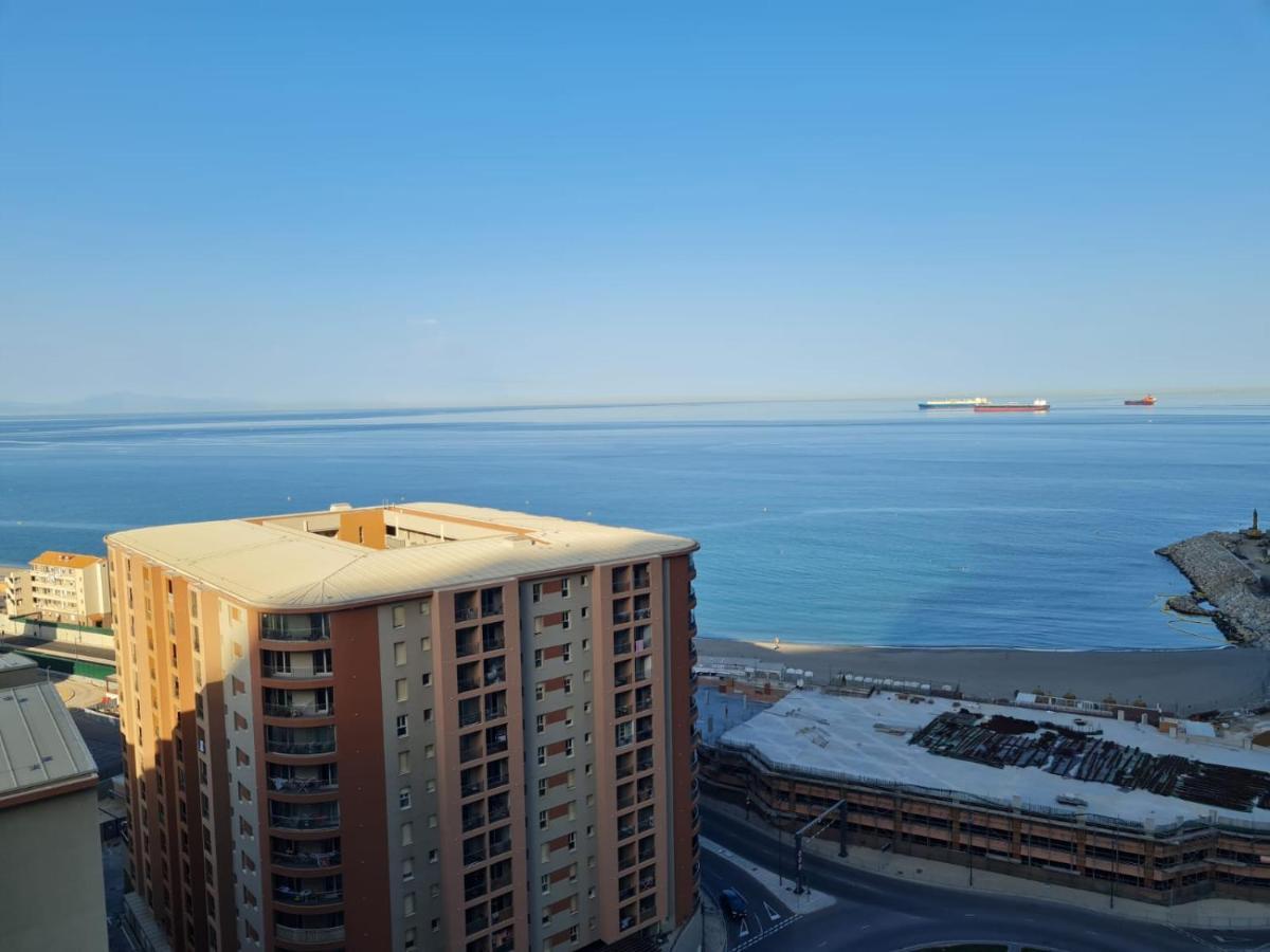 E1 Apartment High Level Sea View 지브롤터 외부 사진
