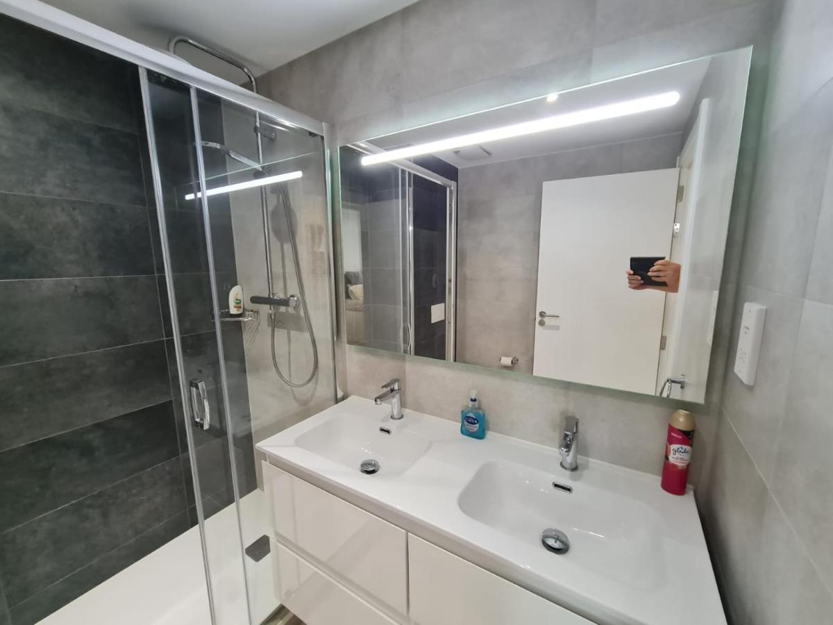 E1 Apartment High Level Sea View 지브롤터 외부 사진