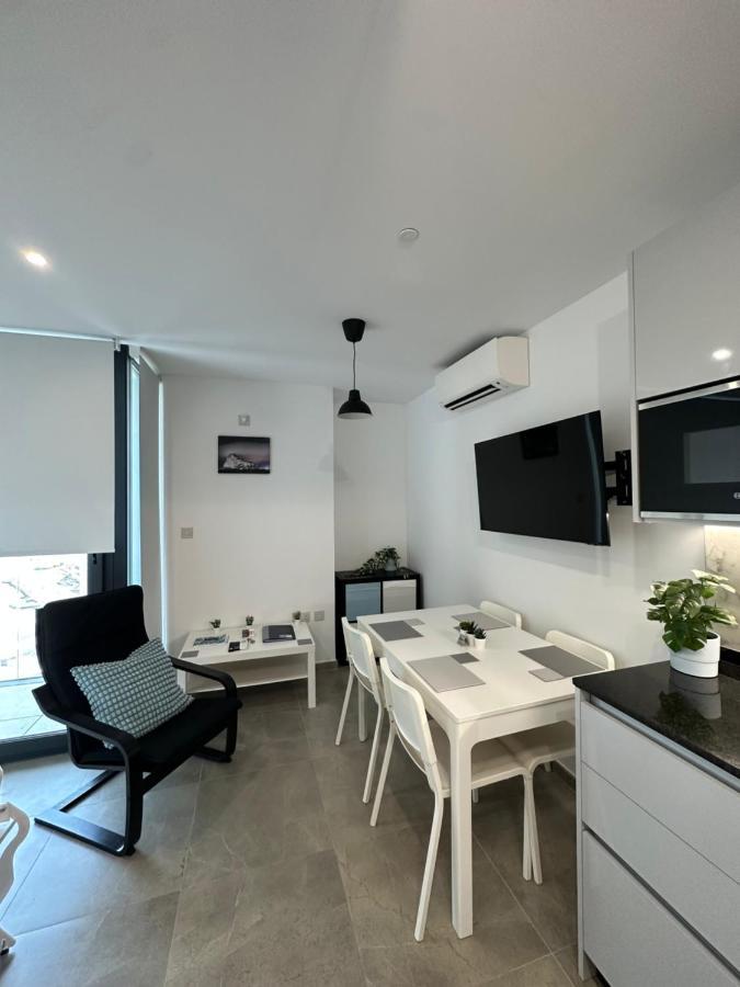 E1 Apartment High Level Sea View 지브롤터 외부 사진